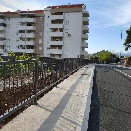 Sunny Hill Ljubovic Apartment *