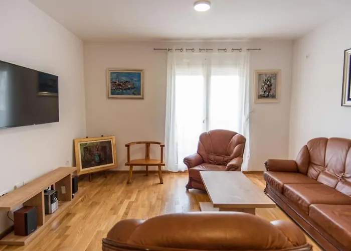 Sunny Hill Ljubovic Appartement